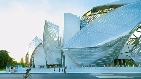 52723_holcim_2021_frankgehry_lvmh_paris_vanityfairshoot_isocv2.jpg
